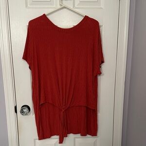 Short sleeved burnt orange tie front top